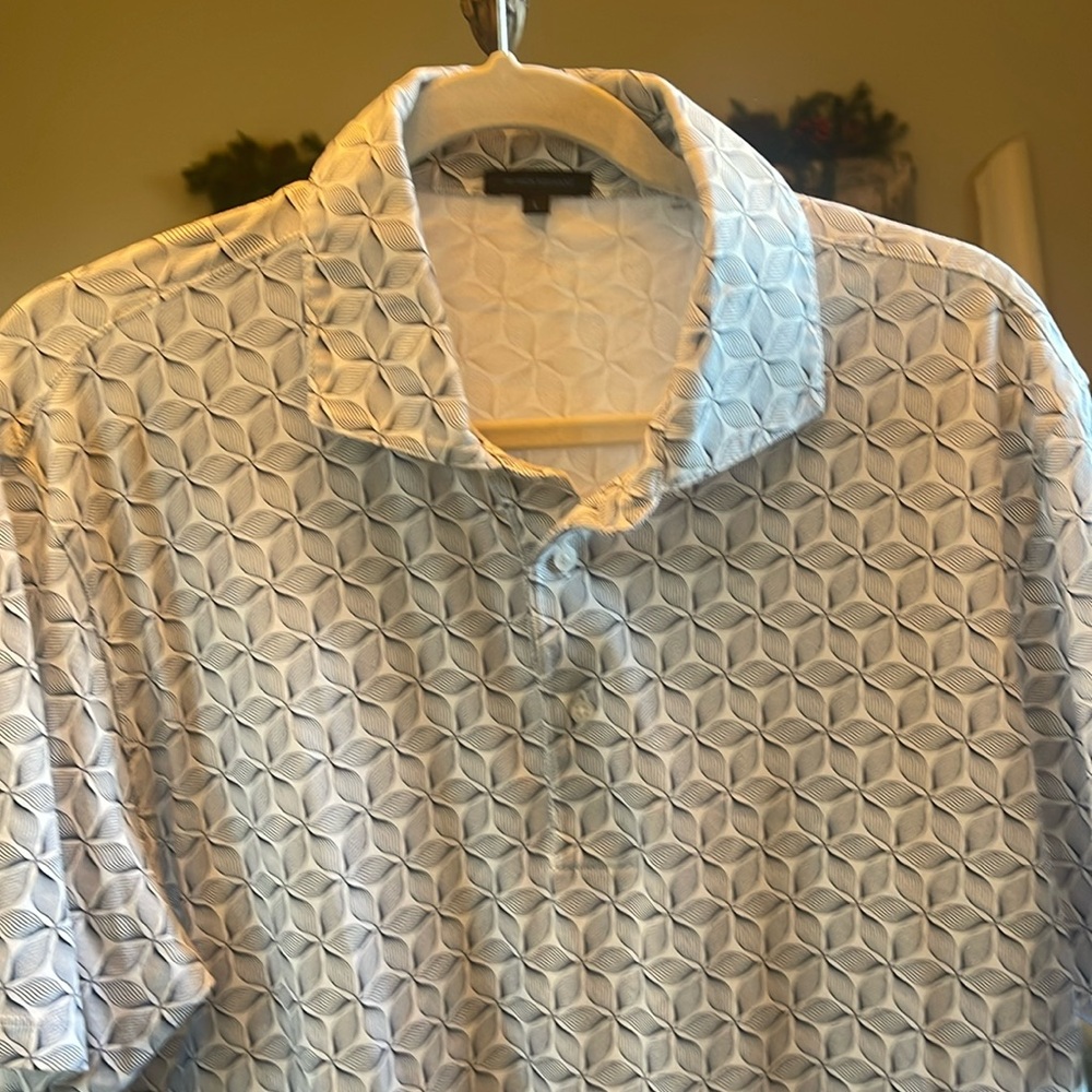 White/blue Patrick Assaraf  men’s polo, size large